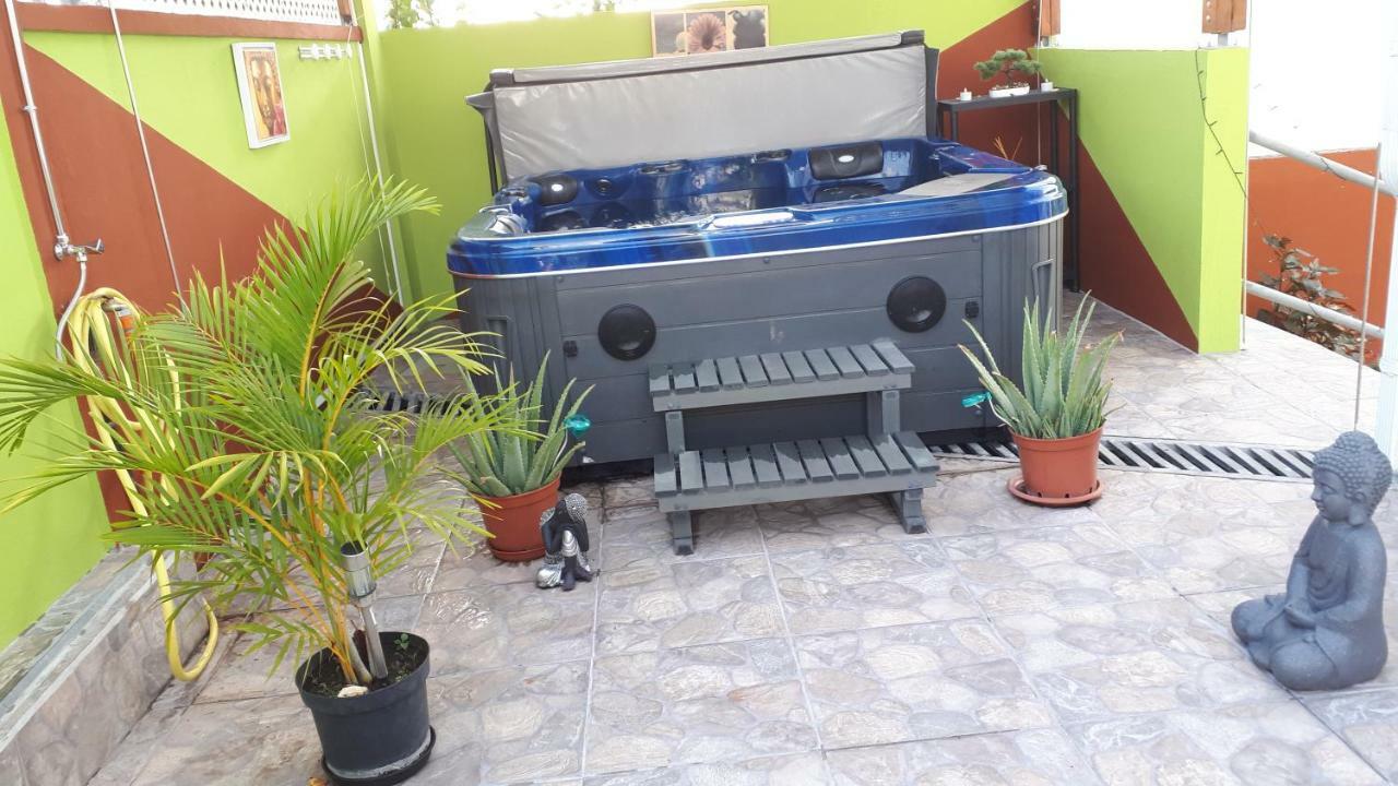 Baillif La Casa Binecha Avec Jacuzzi 빌라 외부 사진